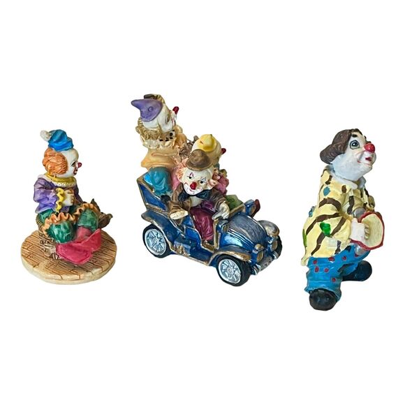 VTG Set (3) CIRCUS CLOWN FIGURINES 3" Tambourine Jalopy Car Toto Dog Cake Topper - Picture 5 of 8